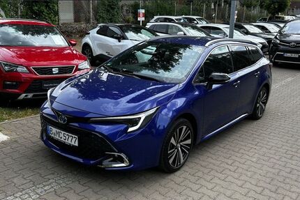 Toyota Corolla 3.500 km 39.990 &euro; Berlin 13403