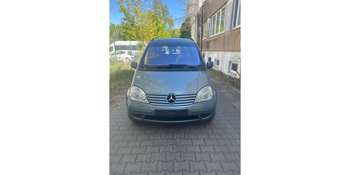 Mercedes-Benz Vaneo 174.187 km 3.999 &euro; Berlin 12349