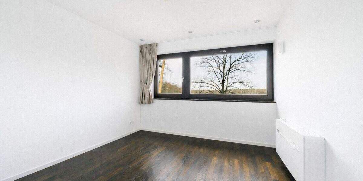 Einfamilienhaus Potsdam Groß Glienicke - 6 Zimmer, 252 m&sup2;, 1.900.000&euro; | Angebot:25337926