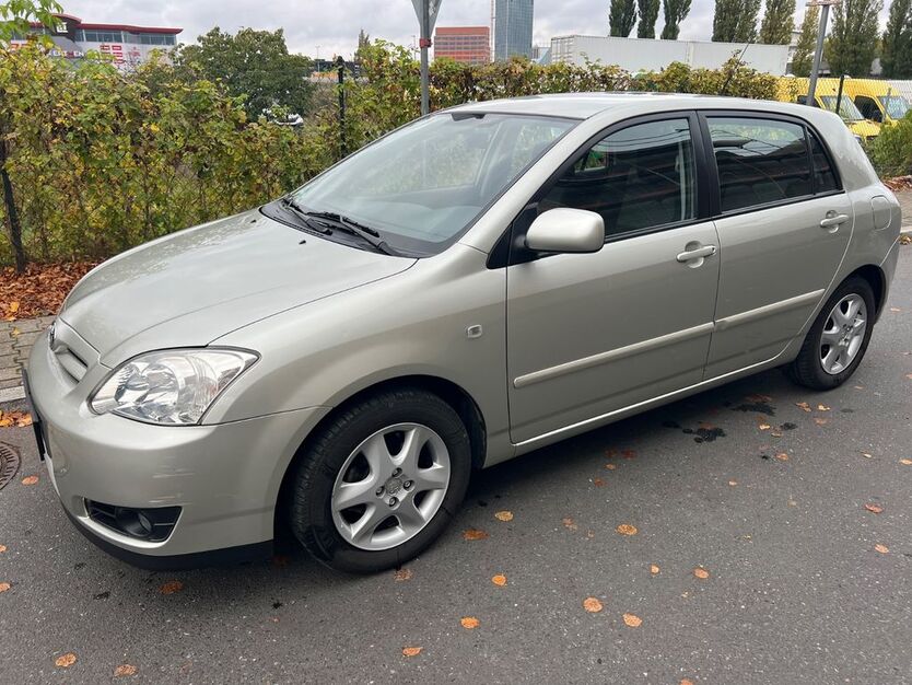 Toyota Corolla 79.000 km 3.650 € Berlin 12057