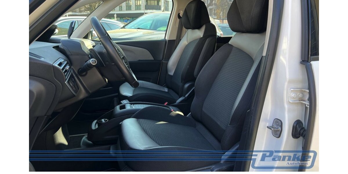 Citroen C4 Picasso Exclusive 150*ACC*NAV*360°*TotW*SHZ* 120.456 km 8.990 &euro; Berlin 13187