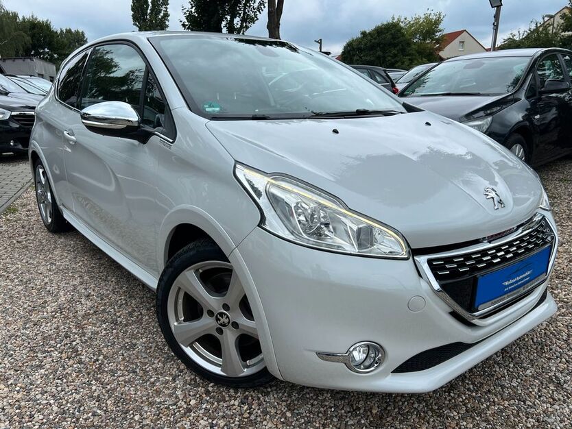 Peugeot 208 52.046 km 9.990 € Berlin 13089