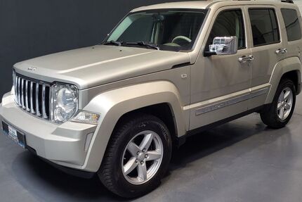 Jeep Cherokee 118.943 km 14.950 € Teltow 14513