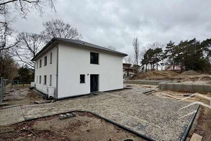 Haus Trebbin - 4 Zimmer, 130 m&sup2;, 2.050&euro; | Angebot:26110421