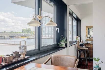 Moderne 2-Zimmer-Wohnung an der Spree