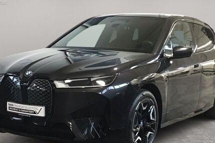 BMW iX 38.860 km 61.400 € Berlin 12683