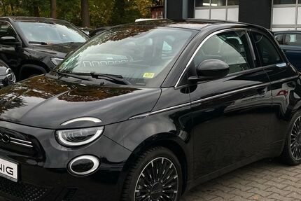 Fiat 500e 11.313 km 27.490 € Berlin 13509