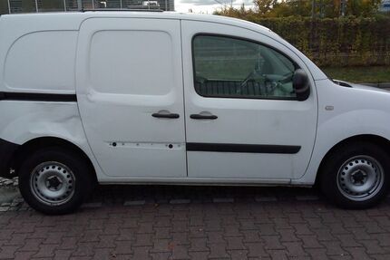 Renault Kangoo 150.000 km 3.900 € Berlin 13585