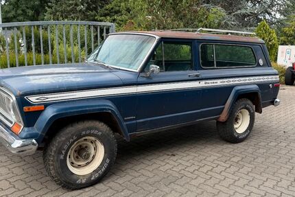 Jeep Cherokee 83.000 km 18.875 &euro; Trebbin 14959
