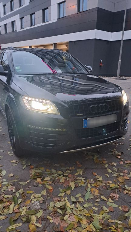 Audi Q7 187.000 km 22.999 € BERLIN 10243