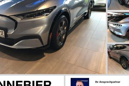 Ford Mustang Mach-E 41.686 km 37.780 € Berlin 13581