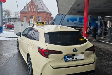 Toyota Corolla 146.000 km 19.000 &euro; berlin 10787