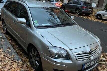 Toyota Avensis 270.000 km 3.000 &euro; Berlin 10779