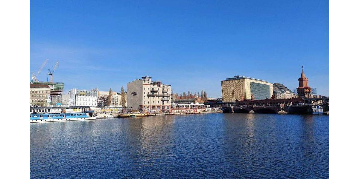 Dachgeschoss Wohnung mit Panorama im Zentrum Berlins nahe Warschauer Brücke - 3 zimmer
