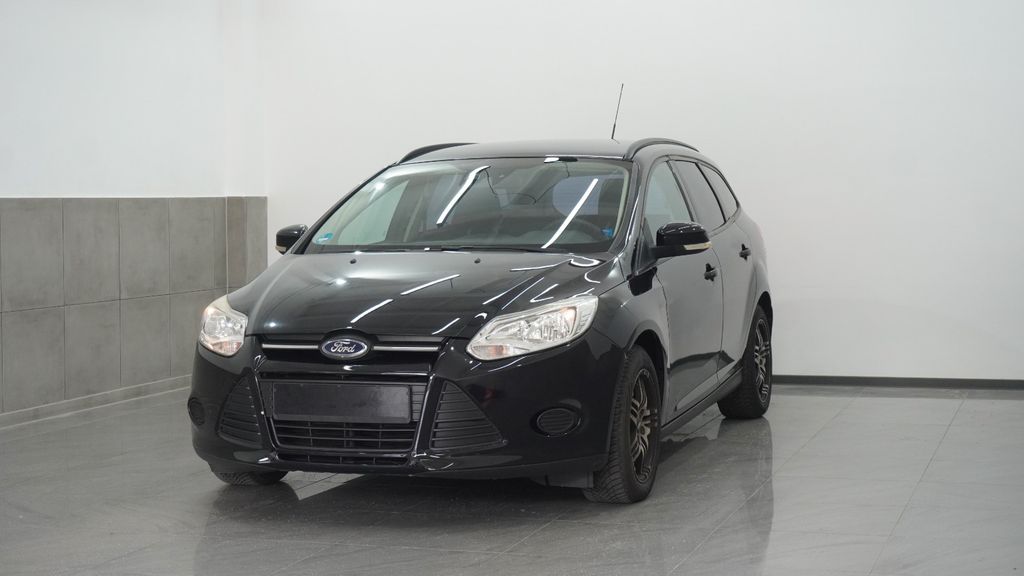Ford Focus 137.613 km 3.500 &euro; Seddiner See OT Neuseddin 14554