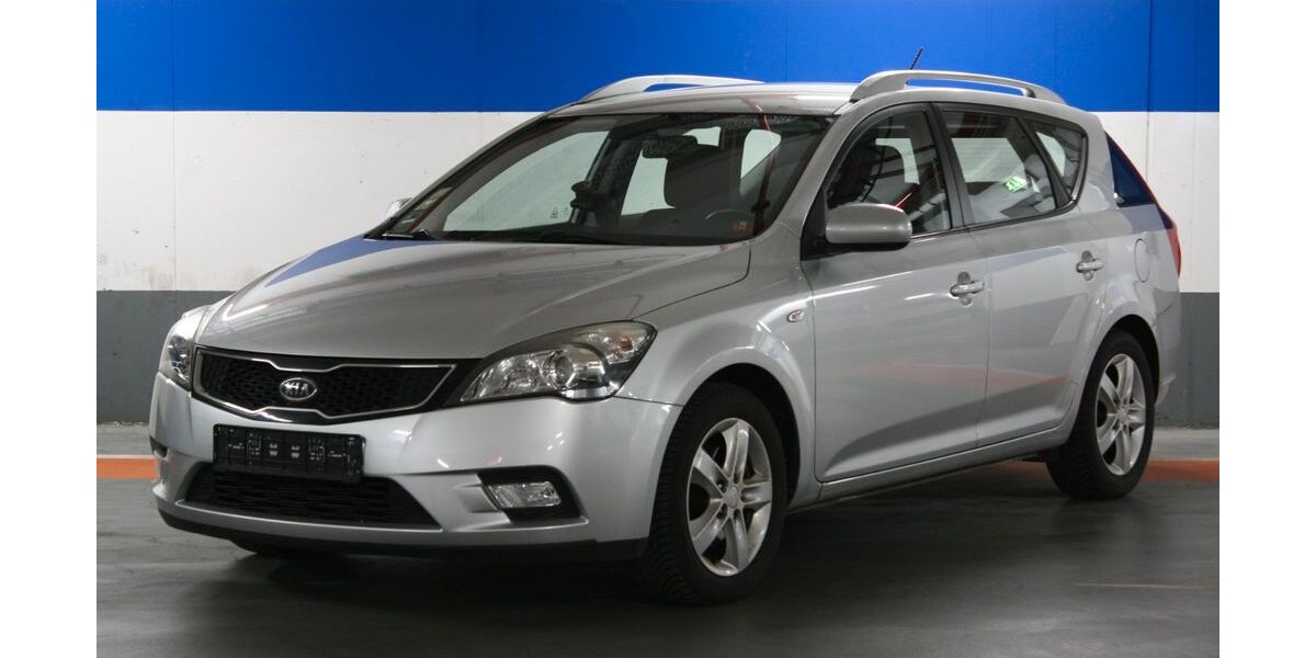 Kia ceed Sportswagon 94.000 km 6.000 &euro; Berlin 10785
