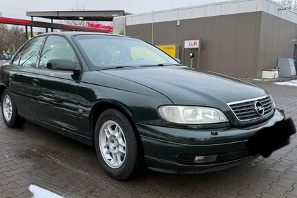 Opel Omega 200.000 km 1.850 € Berlin 13585