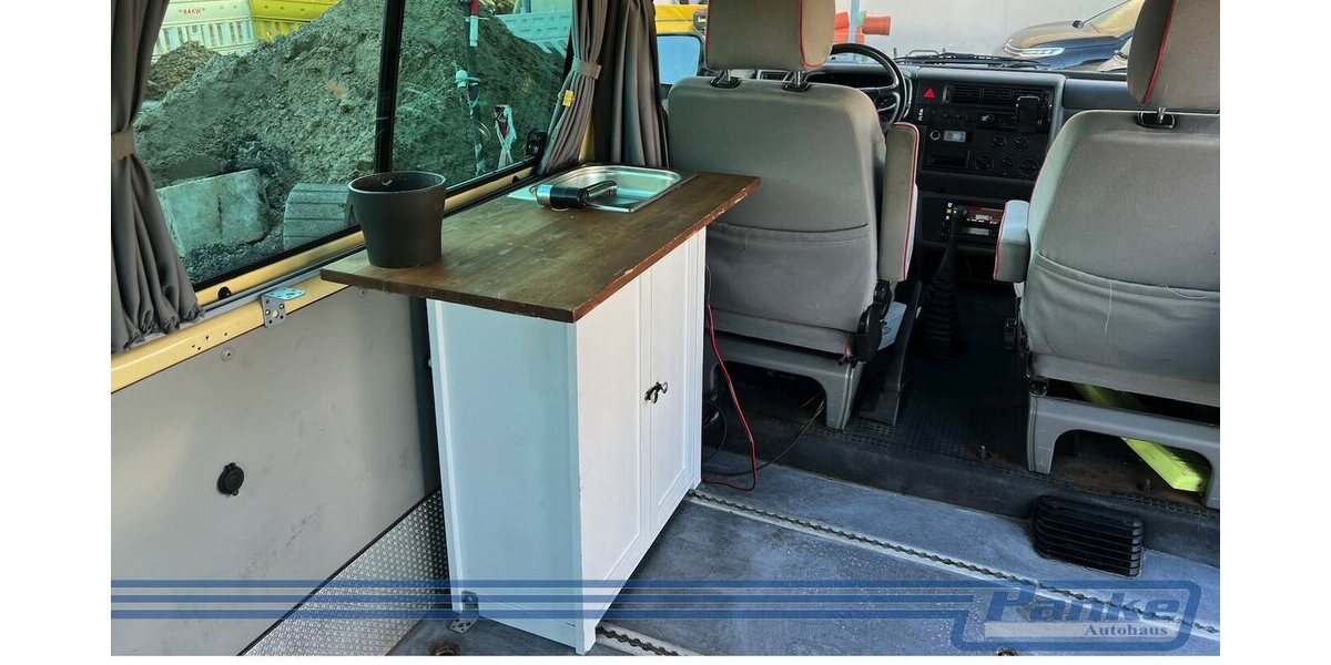 VW T4 Transporter Hochraum-Kombi*Umbau-W*01/26 TÜV* 325.982 km 3.480 € Berlin 13187