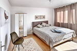 Spectacular City Center Apartment Hackescher Markt: View, Balcony & Parking
