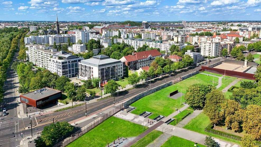 ?? Wohntraum mit Dachterrasse & Loggia - Einzigartige 2-Zimmer Neubau-Whg im Herzen von Berlin-Mitte