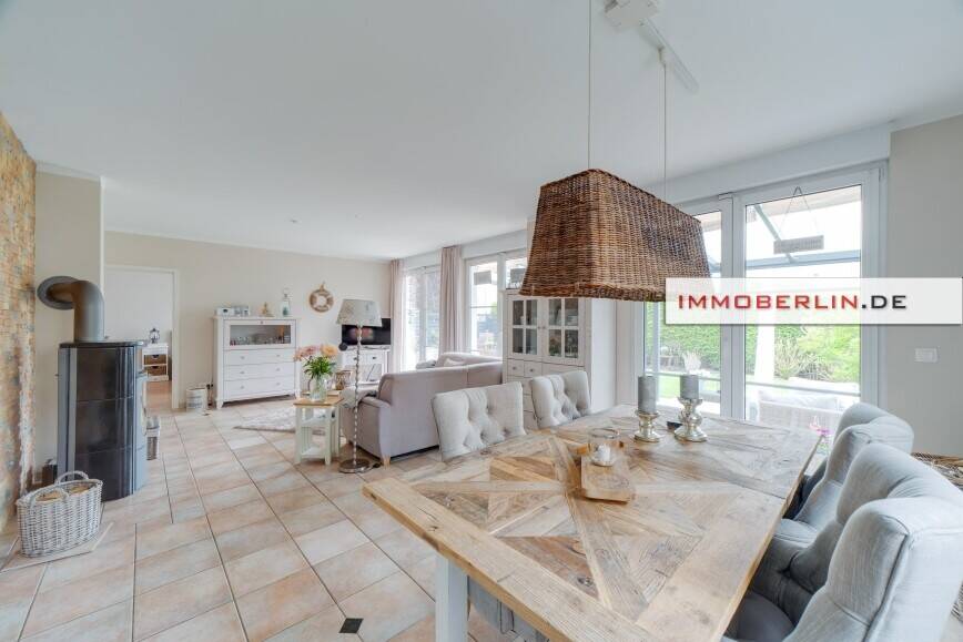 Bungalow Teltow - 3 Zimmer, 100 m&sup2;, 699.000&euro; | Angebot:26796033