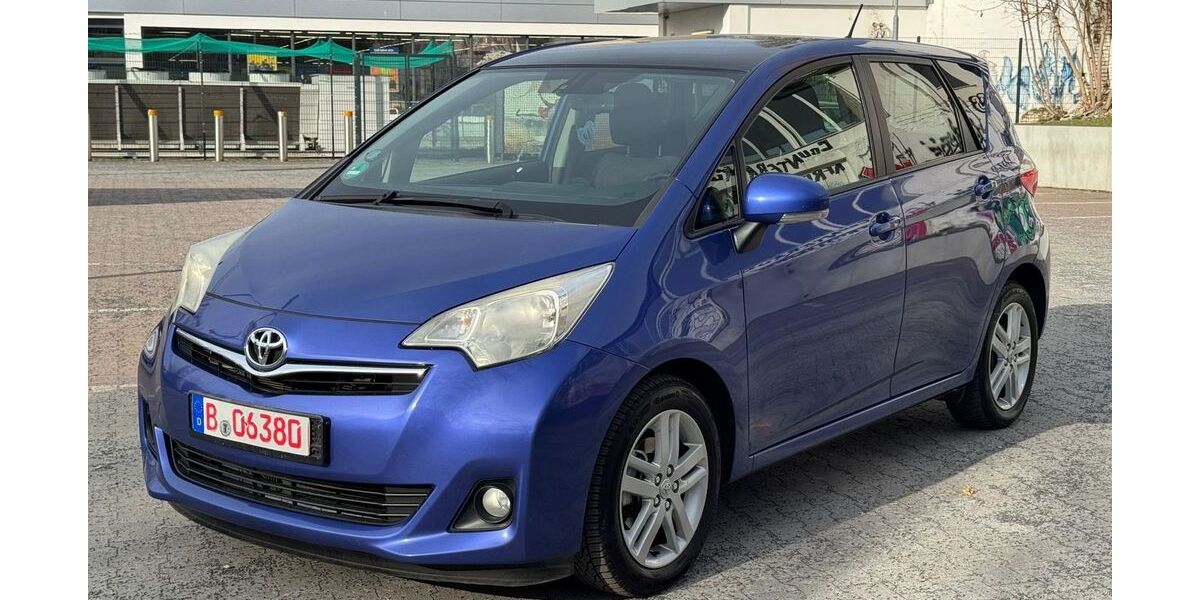Toyota Verso-S 249.000 km 4.550 &euro; Berlin 13158