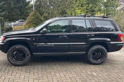 Jeep Grand Cherokee 315.000 km 5.885 € Trebbin 14959