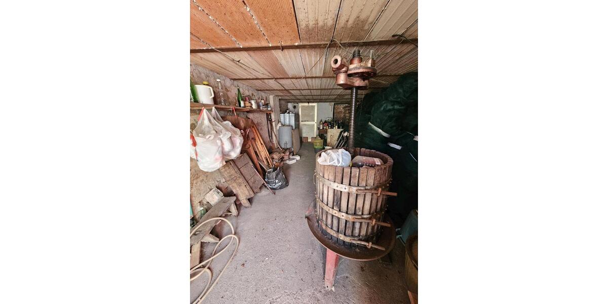 Einfamilienhaus Berlin Friedrichshain-Kreuzberg - 4 Zimmer, 150 m&sup2;, 90.000&euro; | Angebot:27254535