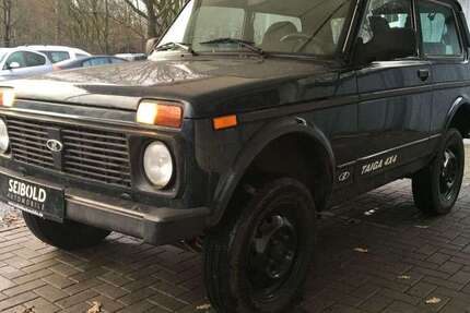 Lada Niva 95.907 km 2.980 € Berlin 10315