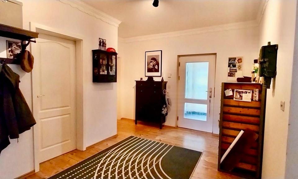 Hochparterre Nuthetal - 3 Zimmer, 120 m&sup2;, 1.850&euro; | Angebot:26052131
