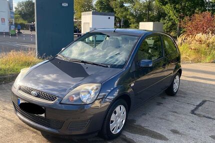 Ford Fiesta 130.750 km 1.600 &euro; Berlin 10249