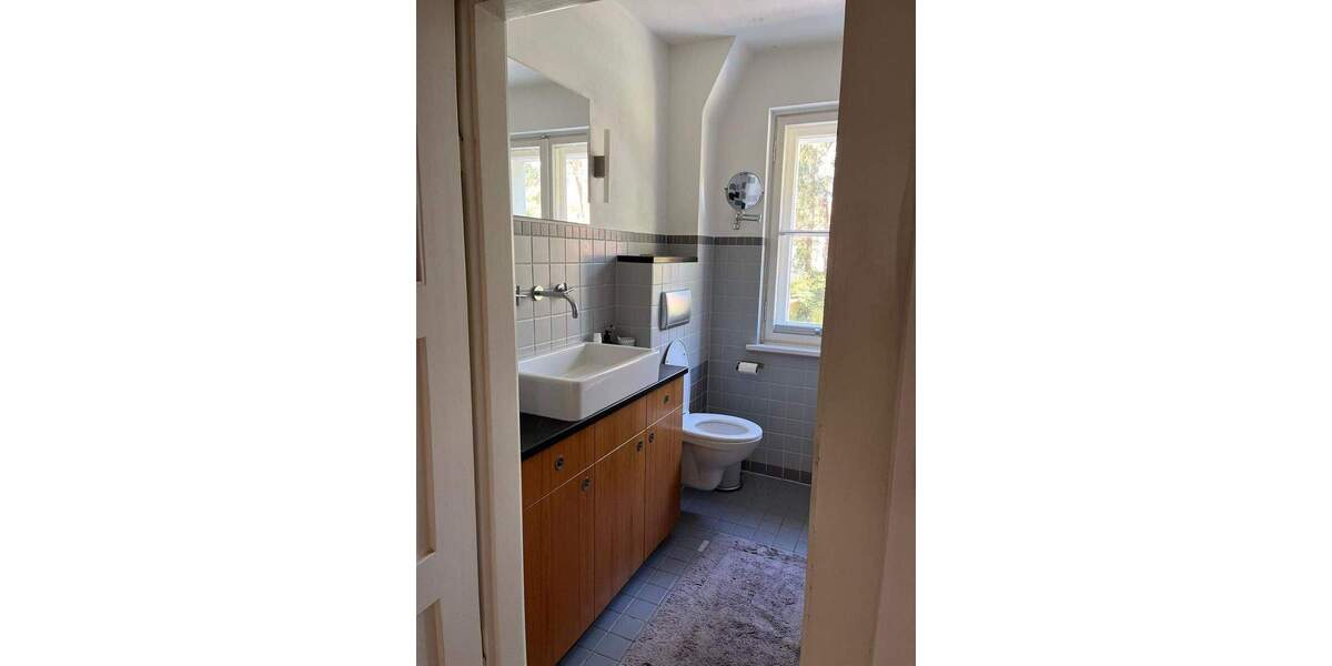 Genießen Sie die Wintermonate am Kamin und den Frühling im Garten 5 zimmer