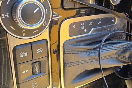 VW Touareg 155.275 km 19.000 &euro; Berlin 10319