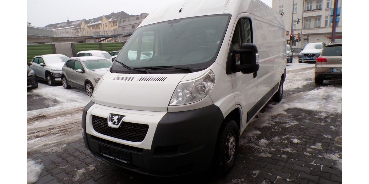 Peugeot Boxer 112.000 km 7.990 &euro; Berlin 12347