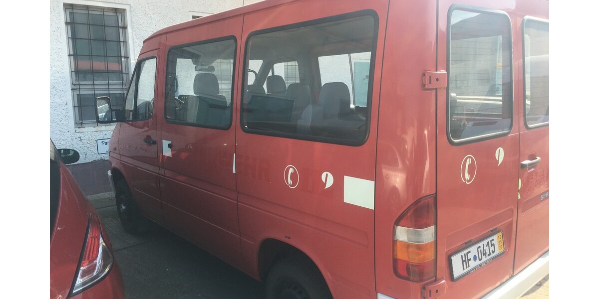 Mercedes-Benz Sprinter 178.000 km 8.300 € Berlin 10178