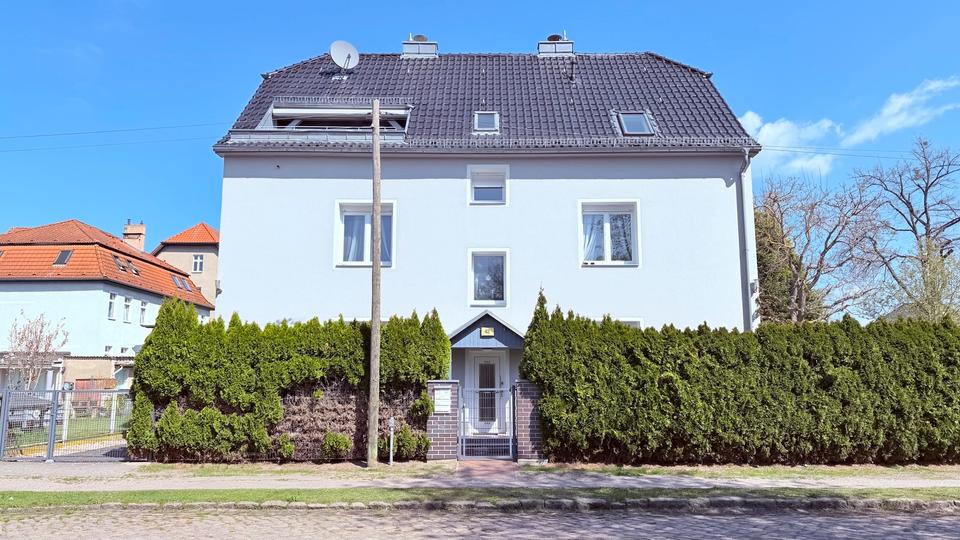 Dachgeschoßwohnung Falkensee - 2 Zimmer, 90 m&sup2;, 1.350&euro; | Angebot:26346965