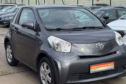 Toyota iQ 88.550 km 8.790 € Berlin 10365