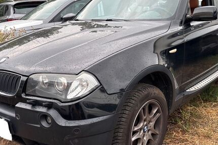 BMW X3 200.000 km 4.999 &euro; Berlin 13405