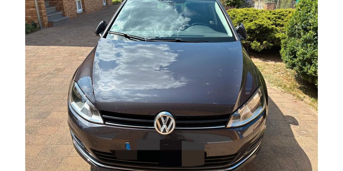 VW Golf 156.000 km 9.400 &euro; Potsdam 14469