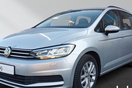 VW Touran 87.225 km 14.950 &euro; Berlin 13125