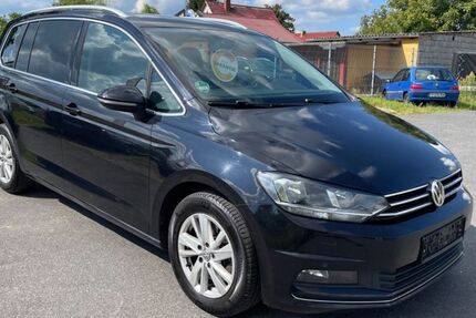 VW Touran 210.000 km 16.990 € DAHLEWITZ 15827