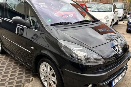 Peugeot 1007 60.817 km 2.890 &euro; Berlin 13403