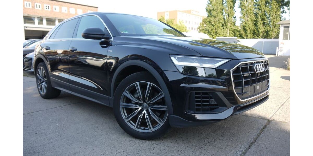 Audi Q8 169.000 km 42.999 &euro; Berlin 12439