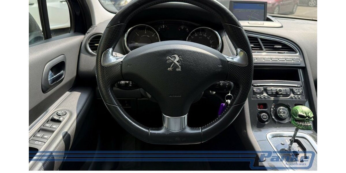 Peugeot 5008 Allure*HU-D*Pano*R-Cam*LED-T*Video*SHZ* 119.822 km 10.990 &euro; Berlin 13187