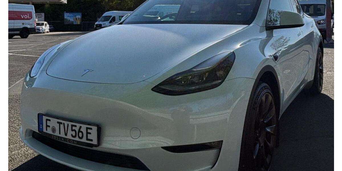 Tesla Model Y 48.300 km 36.400 &euro; Berlin, Stadt 10318