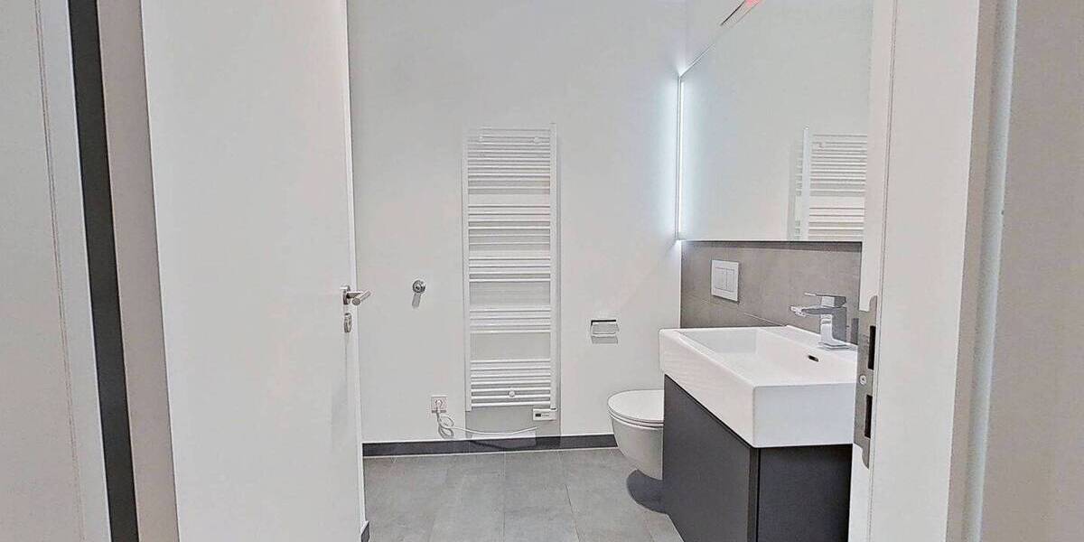 Etagenwohnung Berlin Mitte - 3 Zimmer, 93 m&sup2;, 2.800&euro; | Angebot:26258029