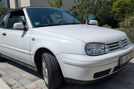 VW Golf 137.000 km 3.678 &euro; Berlin 10787