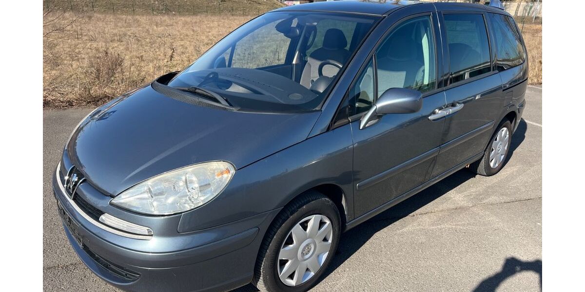 Peugeot 807 198.000 km 1.950 &euro; Berlin 12057