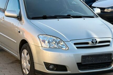 Toyota Corolla 276.500 km 2.900 &euro; Berlin 12043