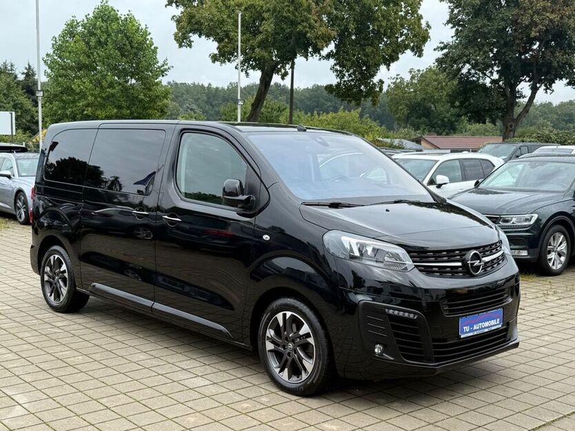 Zafira Life